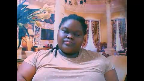 Snapshot of ebonyhotbuns4u2luv chatting on September 14, 6:50 pm ebonyhotbuns4u2luv online show from September 14, 6:50 pm
