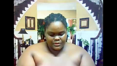 Snapshot of ebonyhotbuns4u2luv chatting on March 4, 6:39 pm ebonyhotbuns4u2luv online show from March 4, 6:39 pm