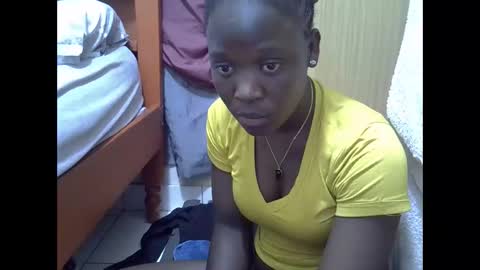 ebonyliliana online show from October 17, 3:26 pm