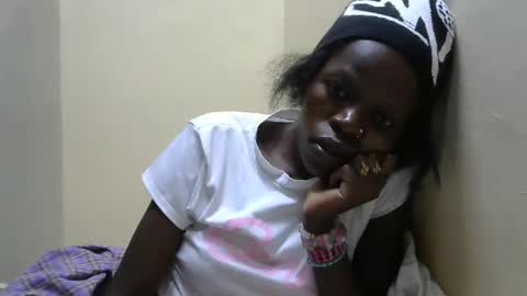 Liz online show from February 5, 9:18 pm