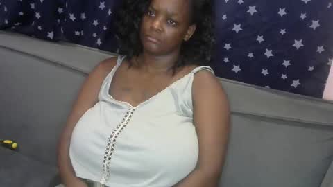 ebonymayahh online show from April 23, 9:39 am