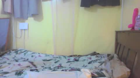 Ebonymuse2 online show from April 13, 1:56 pm