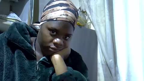 Lucky online show from December 14, 7:30 pm