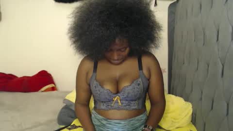 ebonyshiks online show from February 21, 8:15 am