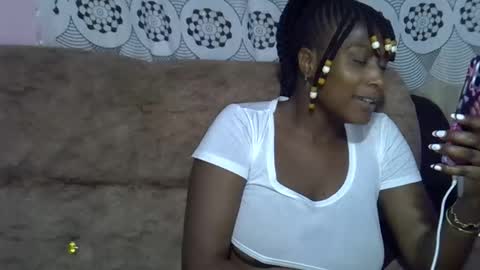 pretty online show from April 16, 9:14 pm