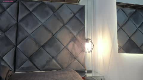 ebonyx40 online show from April 1, 11:11 am