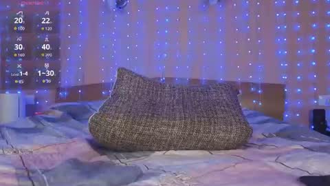 Ebrths online show from July 25, 9:44 pm