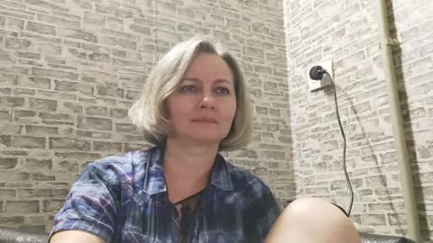 Snapshot of edithmanning chatting on January 9, 7:40 pm edithmanning online show from January 9, 7:40 pm