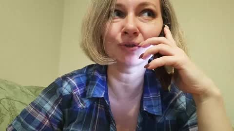 Snapshot of edithmanning chatting on January 20, 8:41 am edithmanning online show from January 20, 8:41 am