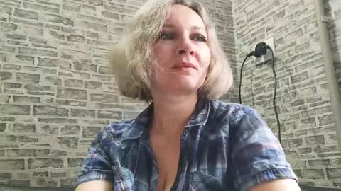 Snapshot of edithmanning chatting on January 18, 7:38 am edithmanning online show from January 18, 7:38 am