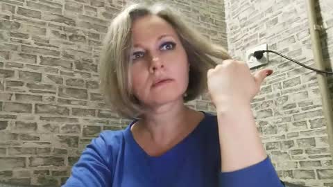 Snapshot of edithmanning chatting on February 18, 4:27 pm edithmanning online show from February 18, 4:27 pm