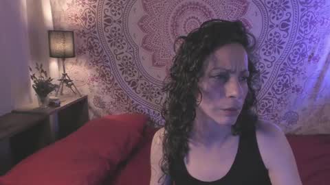 effy online show from November 14, 8:31 pm