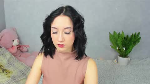 eileenmoores online show from December 4, 7:14 pm