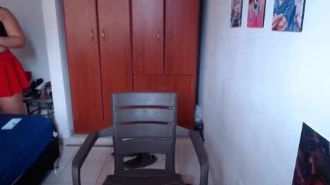 eimy_saenzz online show from November 28, 2:31 pm