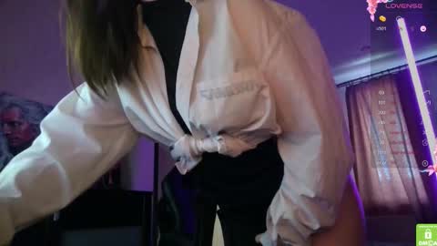 If you like it when I meow give me a thumbs up online show from October 13, 8:17 am