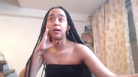 Snapshot of ela_0 chatting on January 14, 4:04 am Ela  Help me reach 100 thumbs up online show from January 14, 4:04 am