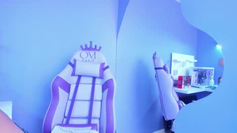 elaine87_ online show from February 24, 2:49 pm