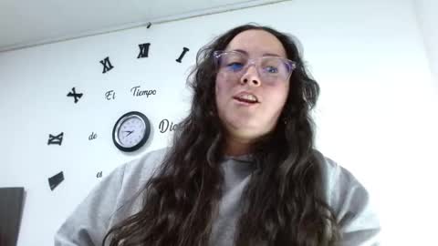 elammurray online show from February 4, 1:36 pm