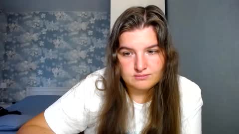 Elanis online show from January 15, 11:38 am