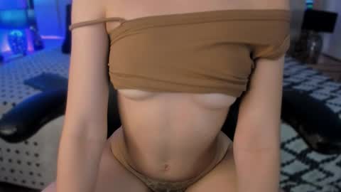 Ela online show from March 10, 12:09 pm