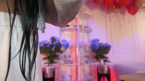 Elasummeer online show from February 19, 11:43 am