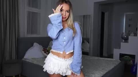 Eleanora online show from March 12, 4:53 pm