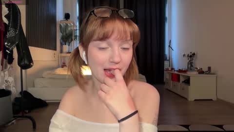 Aleksa online show from November 19, 11:21 am