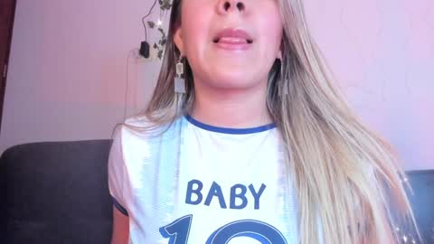 Electra  online show from February 5, 8:04 pm