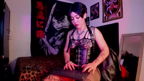 elektra carey online show from January 17, 9:11 pm