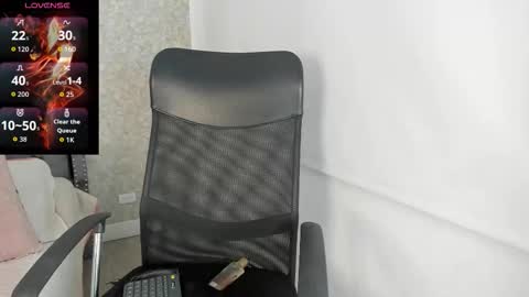 Elektraaa  online show from March 28, 1:43 pm