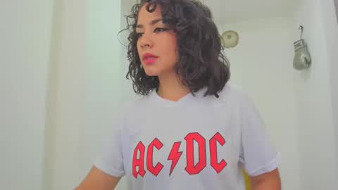 Elektra online show from December 20, 1:54 pm