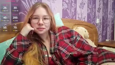 Mia online show from February 9, 3:42 am