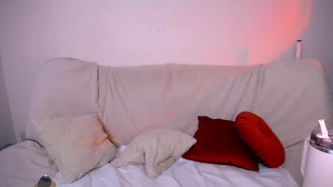 elenamonroe_ online show from February 7, 5:55 am