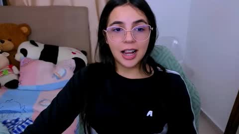 agnes online show from December 16, 5:52 pm