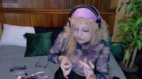 Snapshot of eli666uwu chatting on October 8, 12:59 am eli666uwu online show from October 8, 12:59 am