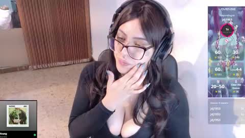 Snapshot of eli666uwu chatting on September 30, 4:45 pm eli666uwu online show from September 30, 4:45 pm