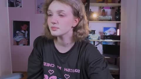 Ellie online show from February 12, 6:26 am