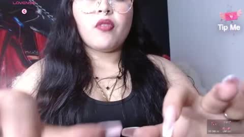 Elina  online show from June 4, 12:38 am