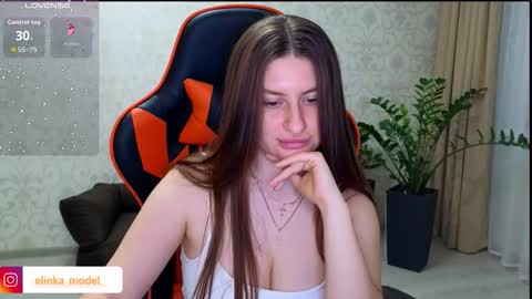 Elina online show from November 6, 7:53 pm