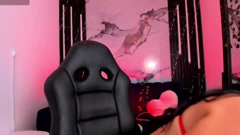 ELISSA online show from October 25, 8:48 pm