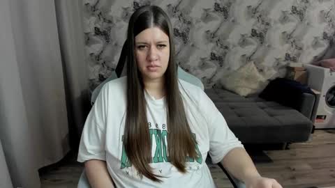 Aletta Oushen online show from March 4, 2:34 pm