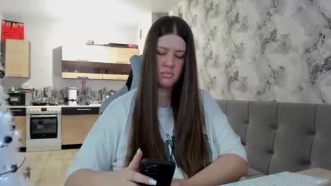 Aletta Oushen online show from January 13, 10:41 am