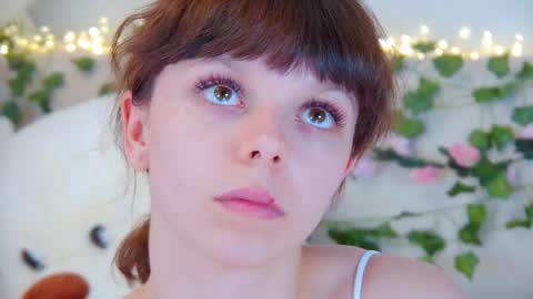 ElisabethDavis online show from April 15, 8:09 pm