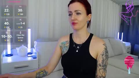 Snapshot of elisajanex chatting on February 19, 9:36 pm elisajanex online show from February 19, 9:36 pm