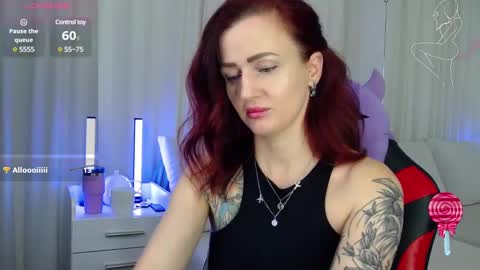 Snapshot of elisajanex chatting on January 18, 8:19 pm elisajanex online show from January 18, 8:19 pm