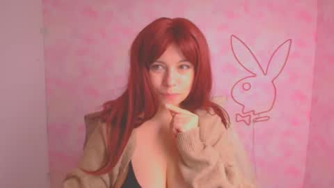 Snapshot of elise_kissu_ chatting on October 16, 9:34 am Alice online show from October 16, 9:34 am