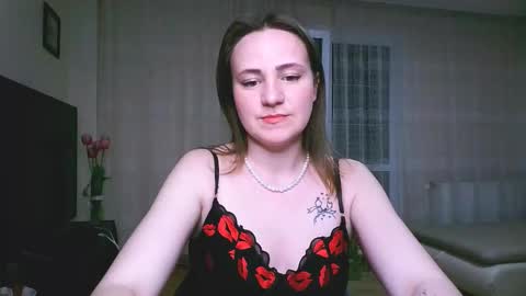 Elizabeth online show from March 10, 7:18 pm