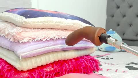 ELIZA online show from June 2, 3:29 am