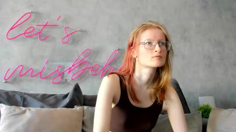 Elizabeth online show from February 8, 7:59 am