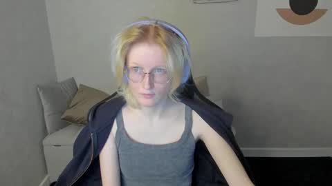 Elizabeth online show from September 14, 8:12 am